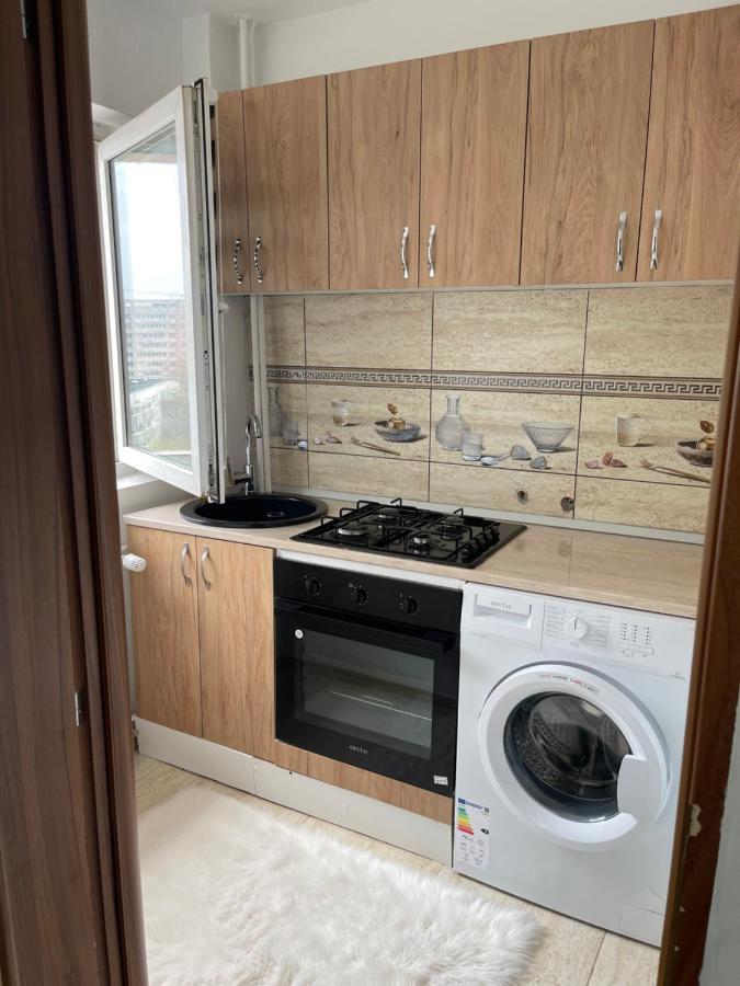 Garsoniera -Single Room 91 Бухарест Экстерьер фото